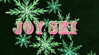 Essa novinha geme delícia tomando rola no cu no dormitório dos amigos