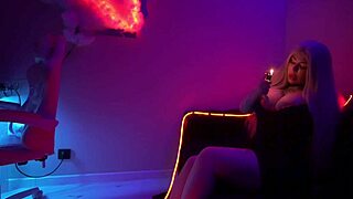 Stupid TikTok Model Fucks Photographer with Doggystyle Creampie for Content