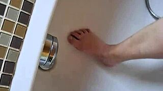 Chubby German Mature Washes Dirty Bare Feet In Bathtub!