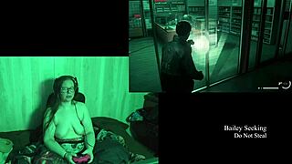 Wanna see this big ass bbw play naked at the lake house?