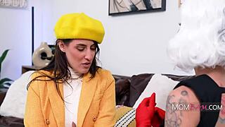 Charlie Valentine Seduces Aubree Into Wild Lesbian Pussy Lick!