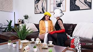 Charlie Valentine Seduces Aubree Into Wild Lesbian Pussy Lick!