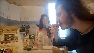 ITALIANA A PECORINA IN LOCATION ABBANDONATA WITH HUGE COCK HUSBAND FILMS SKINNY WIFE