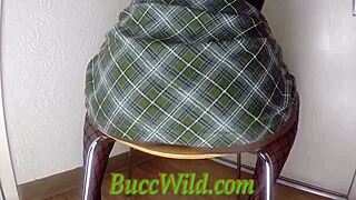 omg miss safire ridin that dildo on her chair so hot in fishnets