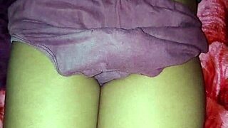 Indian bhabi, wanna see your full silky pic pussy getting licked outdoors with friends?