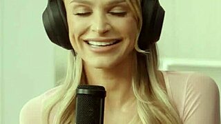 redhead vanna bardot and blonde emma hix SCISSOR wildly 😍 till they both ORGASM hard 🔥