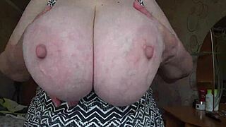 Craving these big gorgeous tits swinging up close?