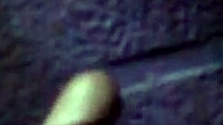 Intense close-up handjob in veracruz cyber booth grips tight