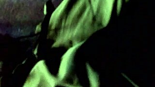 Intense close-up handjob in veracruz cyber booth grips tight