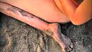 i get beach blowjob from stranger petite latina