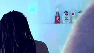 WATCH THIS BIG ASS EBONY BEND OVER FOR HOMEMADE DOGGYSTYLE POUNDING!