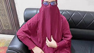 Does This Indian Teacher's Private Fuck Look Too Hot?