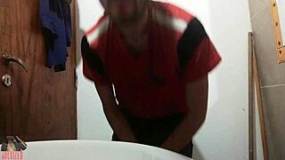 hey i jerked off with juicy lube at work today