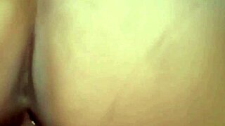 Puta latina shakes her enormous ass like crazy before getting pounded hard!
