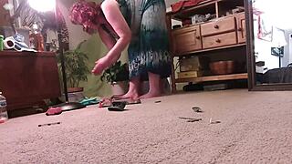 Giantess dawn crushes army with her massive tits and ass?!!