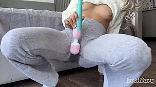 check the wildest teen squirt orgasms in leggings compilation