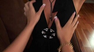 sammie rhodes and jessica lynn finger fuck