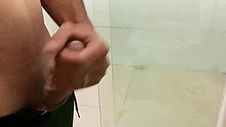 Skinny solo unleashes monster cumshot in homemade blast