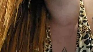 T� Com Muito Tes�o? Goza Nos Meus Peitos E Axilas Agora!