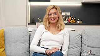 i chat with czech babe isabella de laa