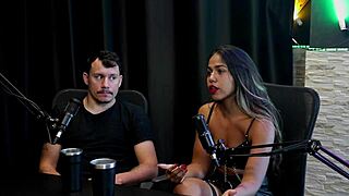 a wild collab turned fetish chat with singer for casal kaliente on sheer red