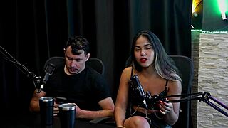 a wild collab turned fetish chat with singer for casal kaliente on sheer red