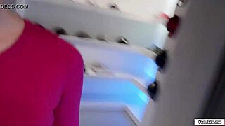 hot sales lady slams stranger's monster cock for cash