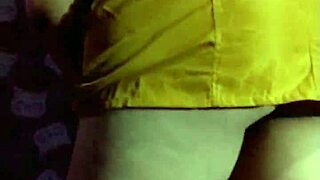 Horny mexican latina amateur big ass destroyed by 20cm dildo miniskirt