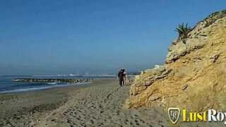 Sunset beach deepthroat hides naughty shaved pussy doggystyle surprise