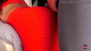 i couldn't believe her yoga leggings hid that creampied filipina pussy