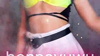 hey bonneyuwu shakes her sexy pigtails in that white skirt dance