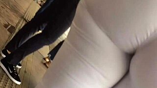 raw gostosa shakes huge ass candid on bus ride