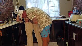 im gettin so hot n horny in da kitchen wiv big pussy