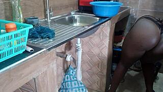 chocolate's shaved pussy exposed in homemade wife video