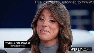 jessie loves bbc stretching her fit body before hubby