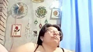 Marysubmissive's curvy fat ass and saggy tits crave another submissive whipping?