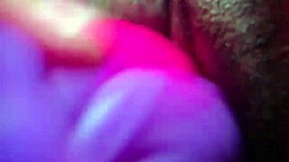 big pussy lips latina squirts hard on huge vibrator in tight beaver