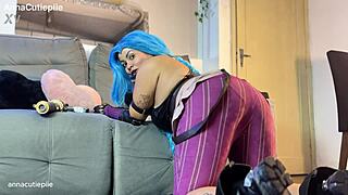 Jinx's big ass cosplay farts demand your sniff