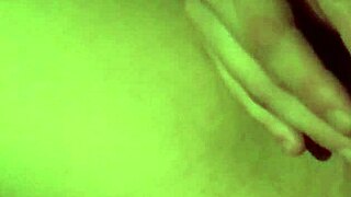 Teen Amateur Stretches Massive Pussy Lips Close Up Shaved Cunt Fingering