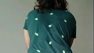 Riya Fantasy Green Top Girlfriend Rides Big Cock Till Cum Explosion
