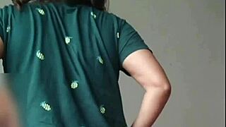 Riya Fantasy Green Top Girlfriend Rides Big Cock Till Cum Explosion