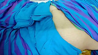 Homemade Desi Housewife Flaunts Her Plump Round Super Sexy Ass Cheekily