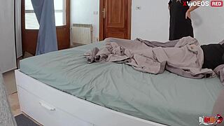 Stepmom Blowjob Gift Turns Into Creampie Pussy Fuck