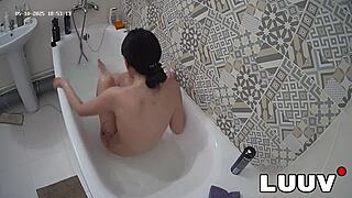 I love filming my real-life bath shaving routine just for you amateur viewers