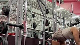 Bobbi Jo's Ebony Ass Pops Cherries in Workout