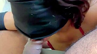 Hot Indian 18Yo Blindfolded Girlfriend Delivers Epic Blowjob On Huge Cock