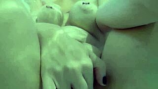 Sexy Nadia Fingers Pussy in Bath with Rubber Duckies