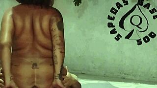 casada putinha fode piscina ar livre marido cuckold vizinhos assistem