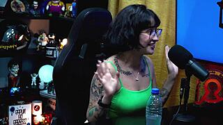 dois reais or martina oliveira's mysterious gift on podcast p�pum no barraco