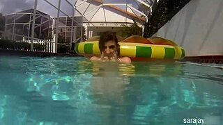 Oily cougar sara jay squirts hard while toying her tight wet pussy